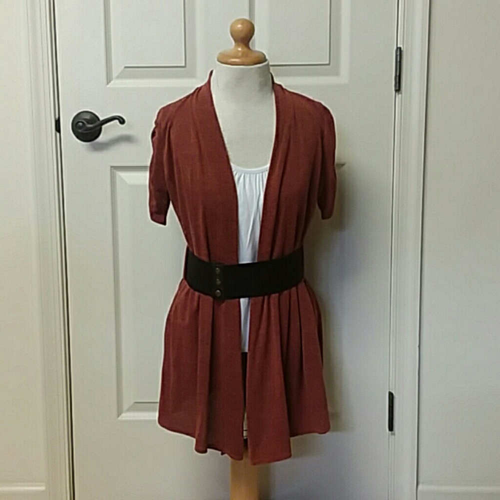 IZ size Medium never worn rust color top with belt